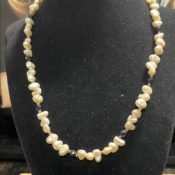 SOLD - Picture 4 of 4